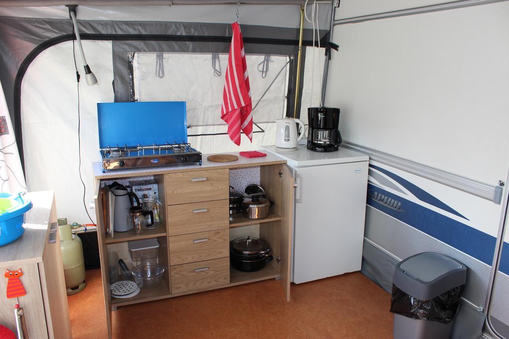 Caravan 'T Koekoeksnest Aagtekerke Exterior photo